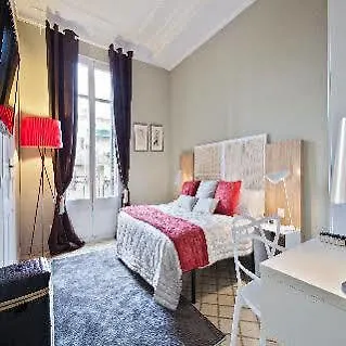 Home Around Exclusive Apartments Barcelona Hotel